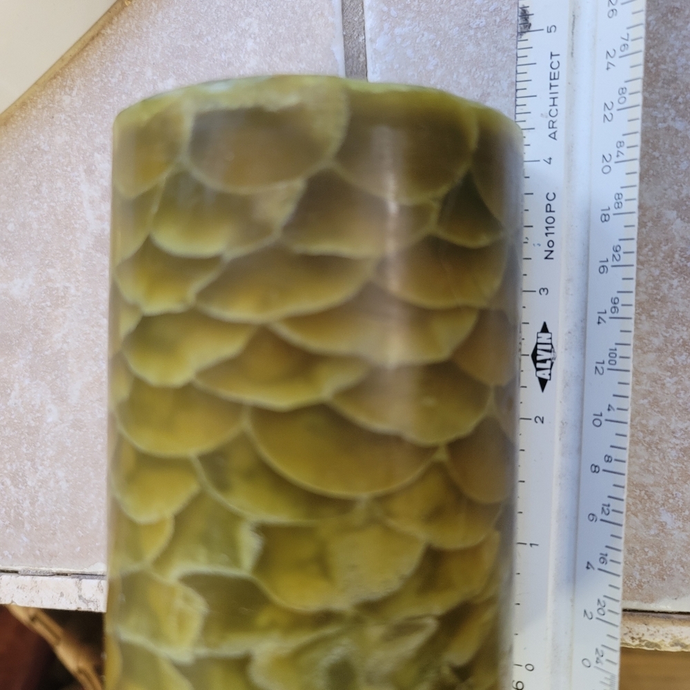 Pier 1 Set of 6 Green Textured Candles (5 4in & 1 6in) - Picture 3 of 3
